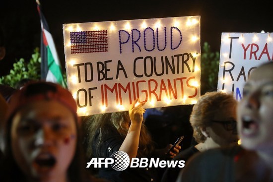 2017020512243014507_1